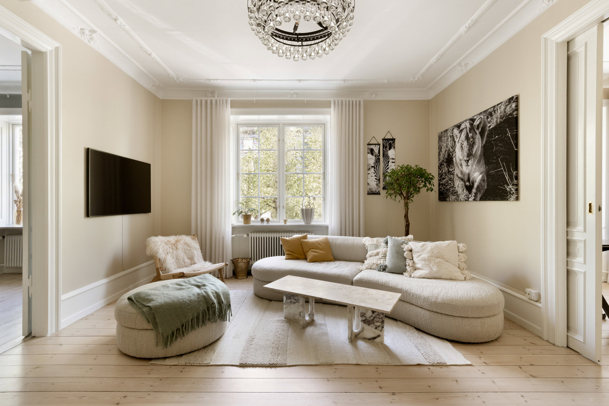 Diskret sag , 1820 Frederiksberg C